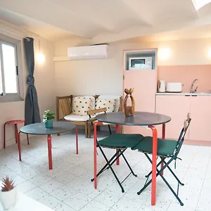 Aparthotel Smartr Ramblas, Barcelona